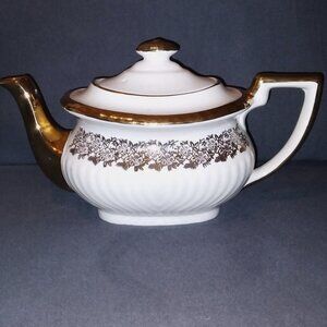 Vintage Gibsons Staffordshire England Georgian Teapot